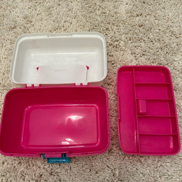 Shakespeare Barbie Kids Tackle Box, Barbie Tackle Box. 2011 Mattel edition. - Picture 3 of 3